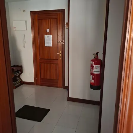 Apartman Con Piscina Y Tenis - Palace *