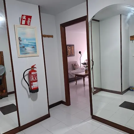 Apartman Con Piscina Y Tenis - Palace Ajo