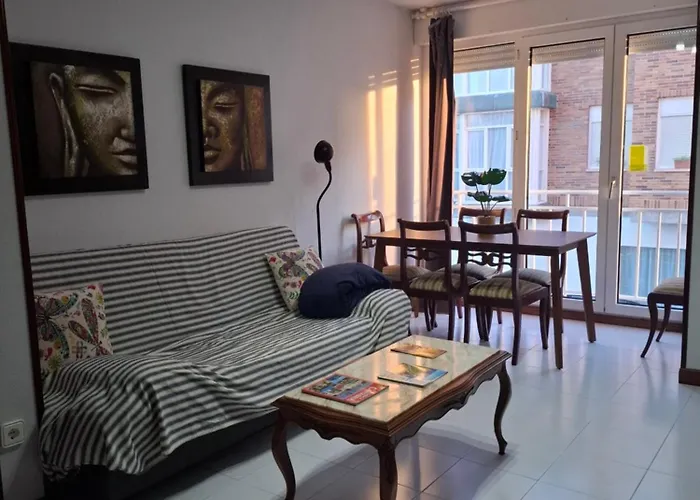 Con Piscina Y Tenis - Palace *