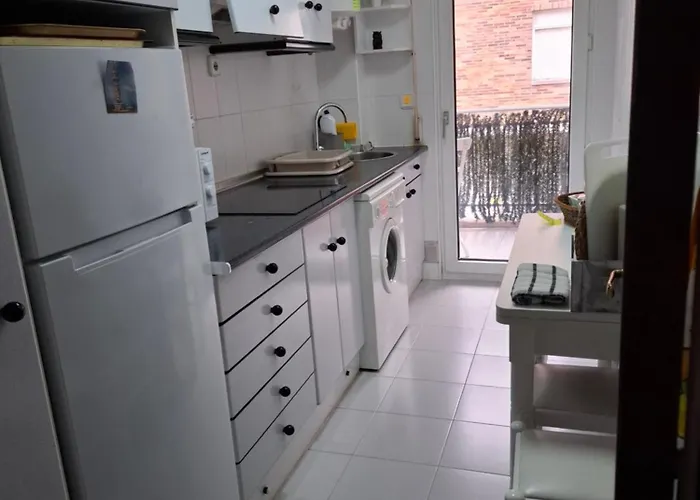 Con Piscina Y Tenis - Palace *