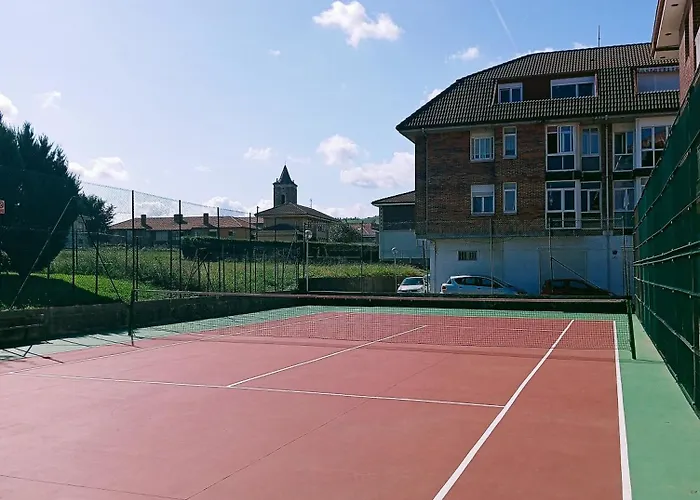 Con Piscina Y Tenis - Palace * אחו