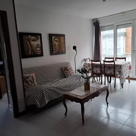 Con Piscina Y Tenis - Palace * Ajo