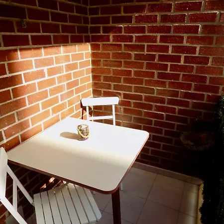 Con Piscina Y Tenis - Palace *