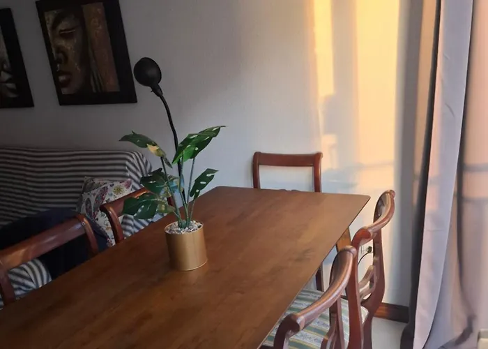 Con Piscina Y Tenis - Palace * 阿霍